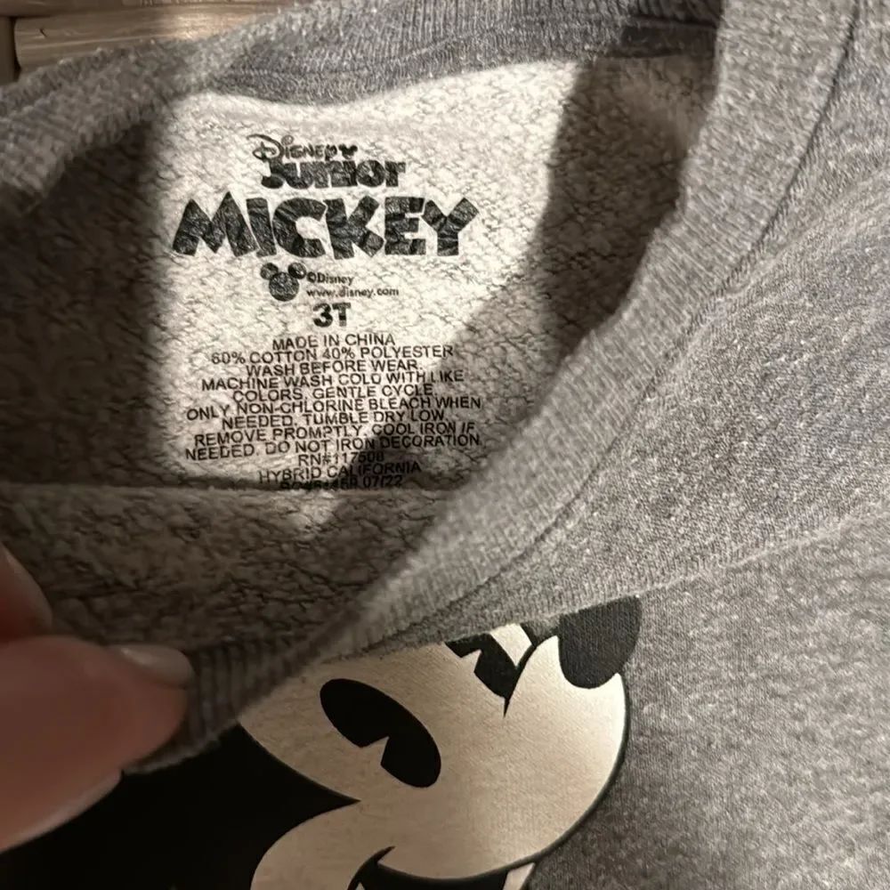 Disney blouse bundle 2 - Picture 5 of 7